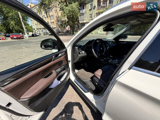 Белый БМВ Х4, объемом двигателя 2 л и пробегом 114 тыс. км за 27600 $, фото 9 на Automoto.ua