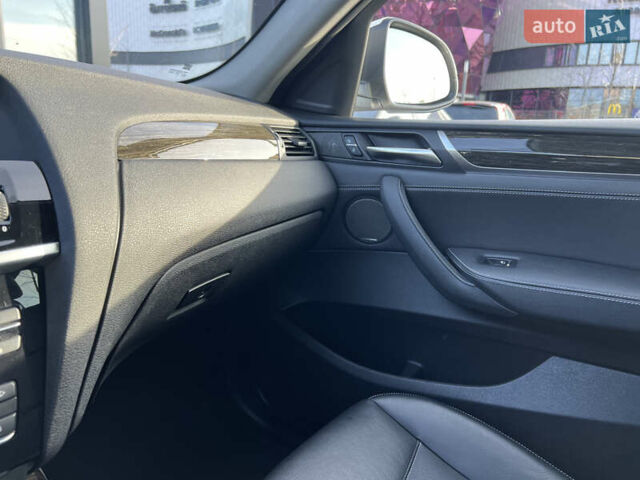 БМВ Х4 2016 у Києві на Automoto.ua Білий БМВ Х4, об'ємом двигуна 2 л та пробігом 106 тис. км за 21900 $, фото 31 на Automoto.ua