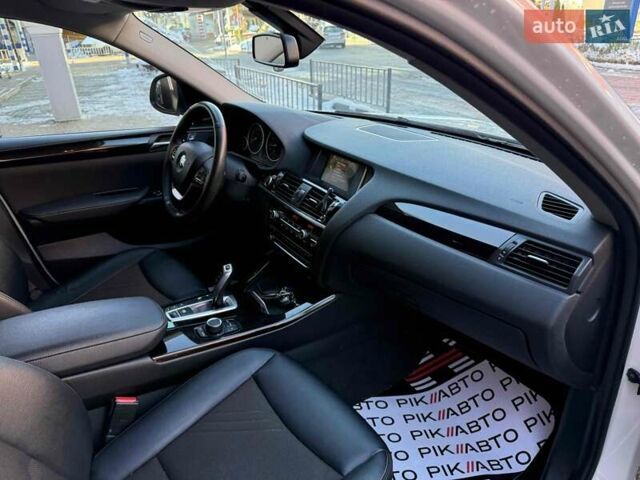 Белый БМВ Х4, объемом двигателя 2 л и пробегом 91 тыс. км за 27900 $, фото 39 на Automoto.ua