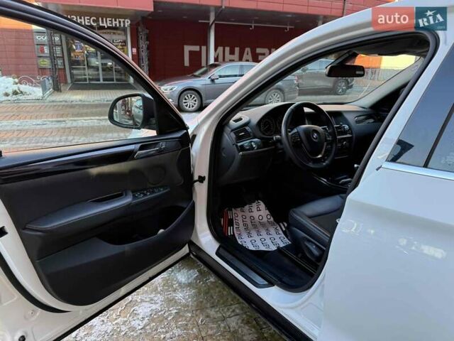 Белый БМВ Х4, объемом двигателя 2 л и пробегом 91 тыс. км за 27900 $, фото 9 на Automoto.ua