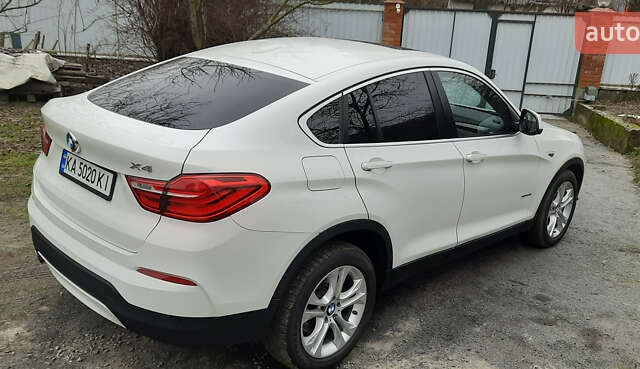 Белый БМВ Х4, объемом двигателя 2 л и пробегом 165 тыс. км за 26500 $, фото 9 на Automoto.ua