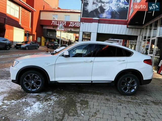 Белый БМВ Х4, объемом двигателя 2 л и пробегом 91 тыс. км за 27900 $, фото 8 на Automoto.ua