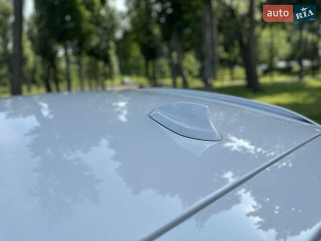 Белый БМВ Х4, объемом двигателя 2 л и пробегом 63 тыс. км за 27700 $, фото 21 на Automoto.ua