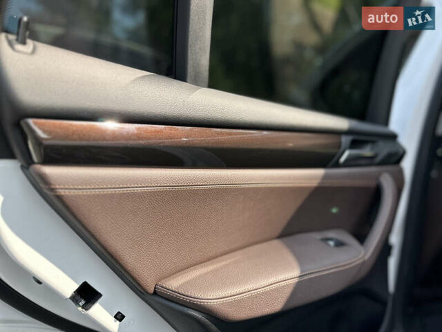 Белый БМВ Х4, объемом двигателя 2 л и пробегом 63 тыс. км за 27700 $, фото 51 на Automoto.ua