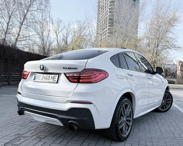 Білий БМВ Х4, об'ємом двигуна 2.98 л та пробігом 110 тис. км за 27000 $, фото 16 на Automoto.ua