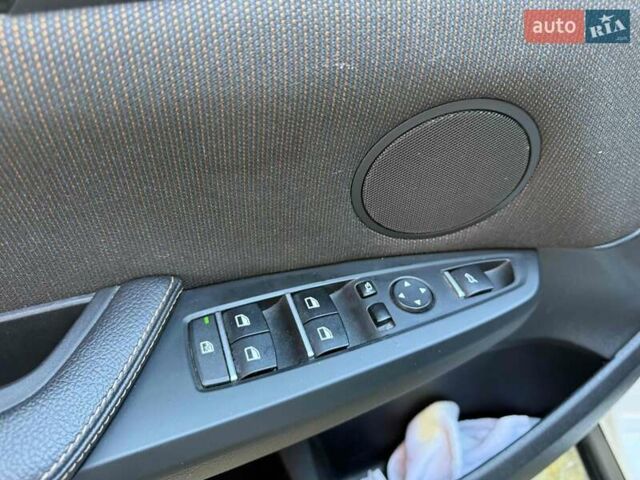 Белый БМВ Х4, объемом двигателя 2 л и пробегом 91 тыс. км за 27900 $, фото 12 на Automoto.ua