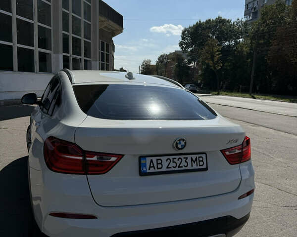 Белый БМВ Х4, объемом двигателя 2 л и пробегом 144 тыс. км за 26500 $, фото 26 на Automoto.ua