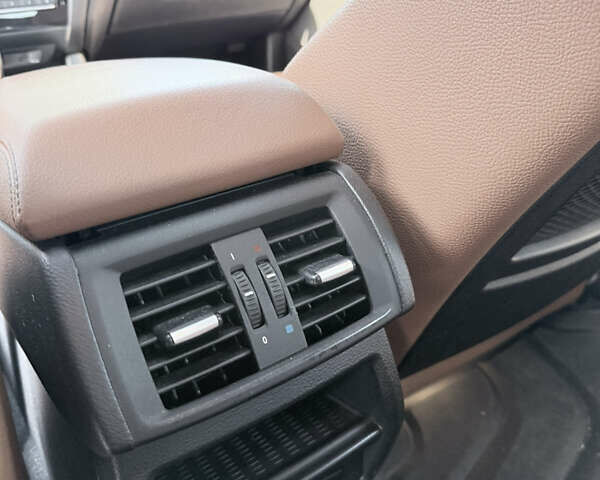 Білий БМВ Х4, об'ємом двигуна 2.98 л та пробігом 110 тис. км за 27000 $, фото 25 на Automoto.ua