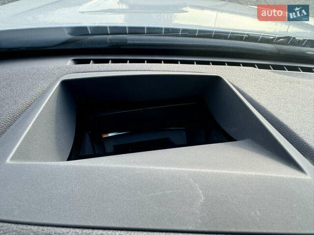 Белый БМВ Х4, объемом двигателя 2 л и пробегом 140 тыс. км за 17800 $, фото 44 на Automoto.ua