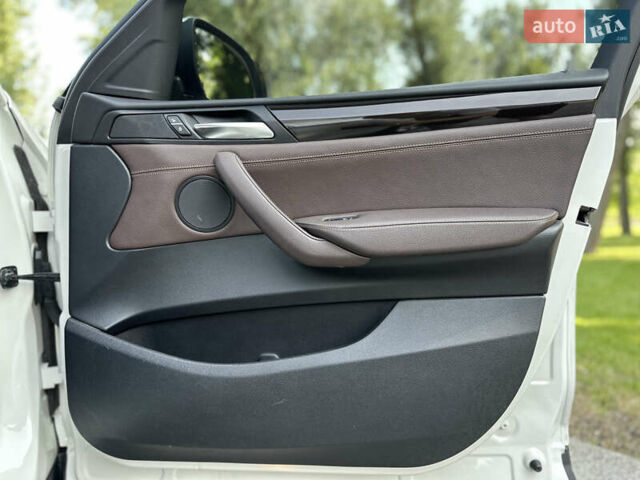 Белый БМВ Х4, объемом двигателя 2 л и пробегом 63 тыс. км за 27700 $, фото 62 на Automoto.ua