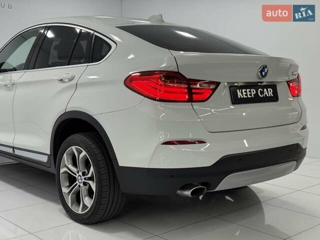 Белый БМВ Х4, объемом двигателя 2 л и пробегом 166 тыс. км за 24000 $, фото 15 на Automoto.ua