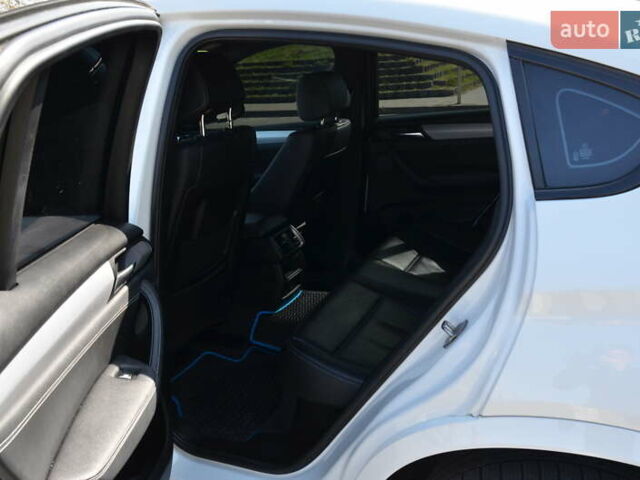 Белый БМВ Х4, объемом двигателя 2.99 л и пробегом 200 тыс. км за 29999 $, фото 43 на Automoto.ua