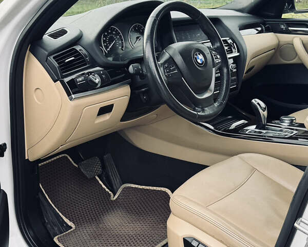 Білий БМВ Х4, об'ємом двигуна 2 л та пробігом 116 тис. км за 19900 $, фото 14 на Automoto.ua
