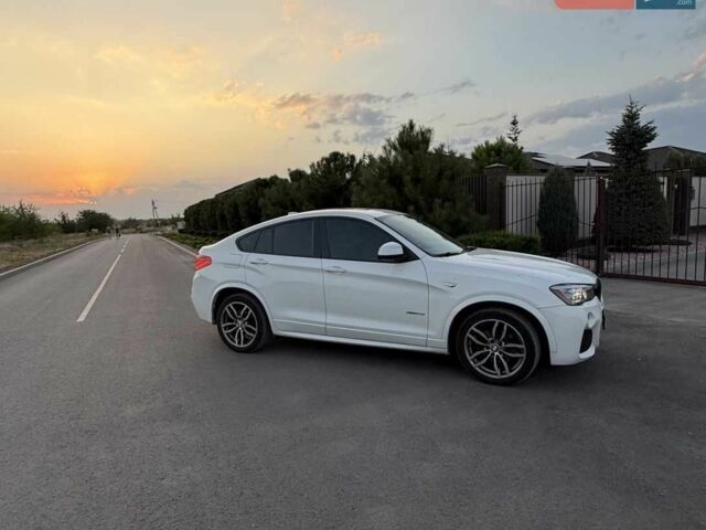 Белый БМВ Х4, объемом двигателя 2 л и пробегом 109 тыс. км за 24900 $, фото 14 на Automoto.ua