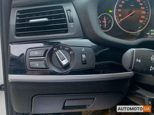 Белый БМВ Х4, объемом двигателя 2 л и пробегом 179 тыс. км за 35100 $, фото 8 на Automoto.ua