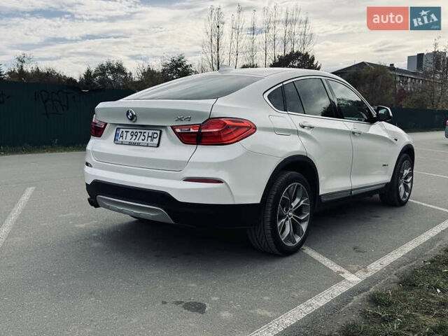 Білий БМВ Х4, об'ємом двигуна 2 л та пробігом 116 тис. км за 19900 $, фото 6 на Automoto.ua