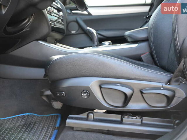 Белый БМВ Х4, объемом двигателя 2.99 л и пробегом 200 тыс. км за 29999 $, фото 27 на Automoto.ua