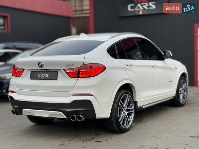 Белый БМВ Х4, объемом двигателя 2 л и пробегом 106 тыс. км за 28500 $, фото 6 на Automoto.ua
