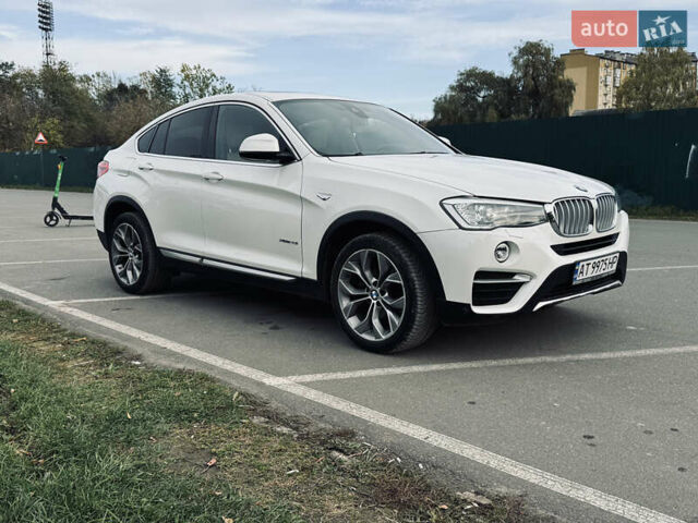 Білий БМВ Х4, об'ємом двигуна 2 л та пробігом 116 тис. км за 19900 $, фото 8 на Automoto.ua