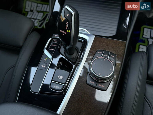 Белый БМВ Х4, объемом двигателя 2 л и пробегом 50 тыс. км за 39900 $, фото 32 на Automoto.ua