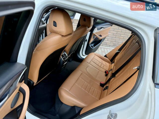 БМВ Х4 2018 у Чернівцях на Automoto.ua Білий БМВ Х4, об'ємом двигуна 2 л та пробігом 205 тис. км за 40000 $, фото 40 на Automoto.ua