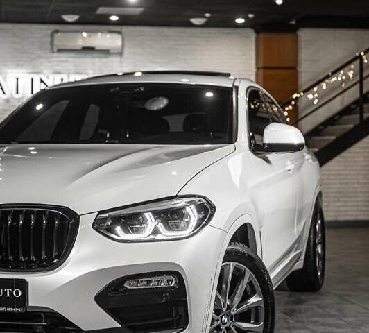 Белый БМВ Х4, объемом двигателя 2 л и пробегом 65 тыс. км за 34500 $, фото 19 на Automoto.ua
