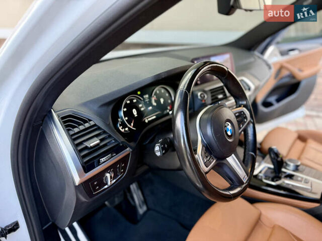 БМВ Х4 2018 у Чернівцях на Automoto.ua Білий БМВ Х4, об'ємом двигуна 2 л та пробігом 205 тис. км за 40000 $, фото 26 на Automoto.ua