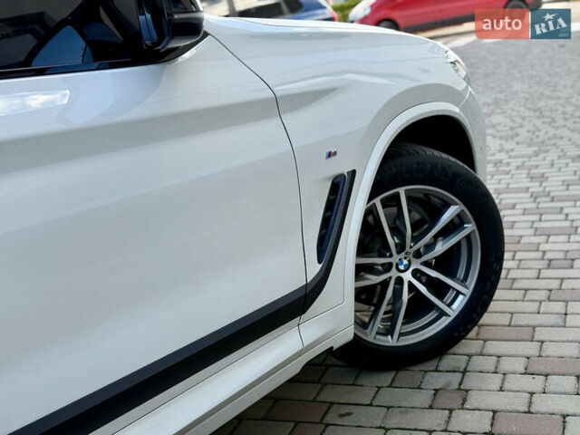 БМВ Х4 2018 у Чернівцях на Automoto.ua Білий БМВ Х4, об'ємом двигуна 2 л та пробігом 205 тис. км за 40000 $, фото 7 на Automoto.ua