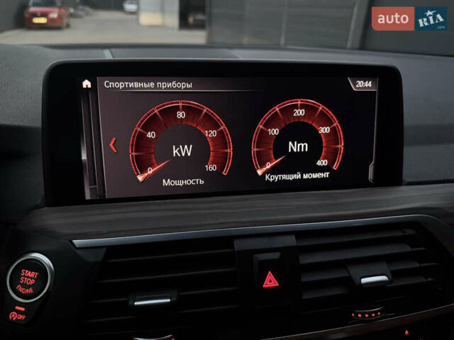 БМВ Х4 2018 у Чернівцях на Automoto.ua Білий БМВ Х4, об'ємом двигуна 2 л та пробігом 205 тис. км за 40000 $, фото 64 на Automoto.ua