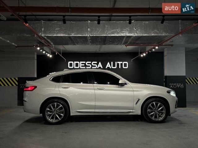 Белый БМВ Х4, объемом двигателя 2 л и пробегом 80 тыс. км за 34500 $, фото 7 на Automoto.ua