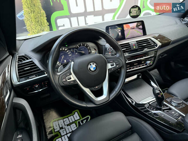 Белый БМВ Х4, объемом двигателя 2 л и пробегом 50 тыс. км за 39900 $, фото 25 на Automoto.ua