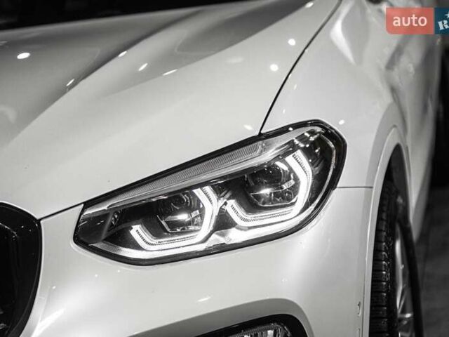 Белый БМВ Х4, объемом двигателя 2 л и пробегом 65 тыс. км за 34500 $, фото 28 на Automoto.ua
