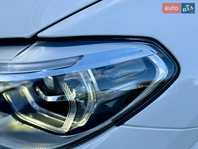 БМВ Х4 2018 у Чернівцях на Automoto.ua Білий БМВ Х4, об'ємом двигуна 2 л та пробігом 205 тис. км за 40000 $, фото 4 на Automoto.ua