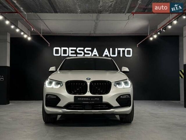 Белый БМВ Х4, объемом двигателя 2 л и пробегом 80 тыс. км за 34500 $, фото 2 на Automoto.ua