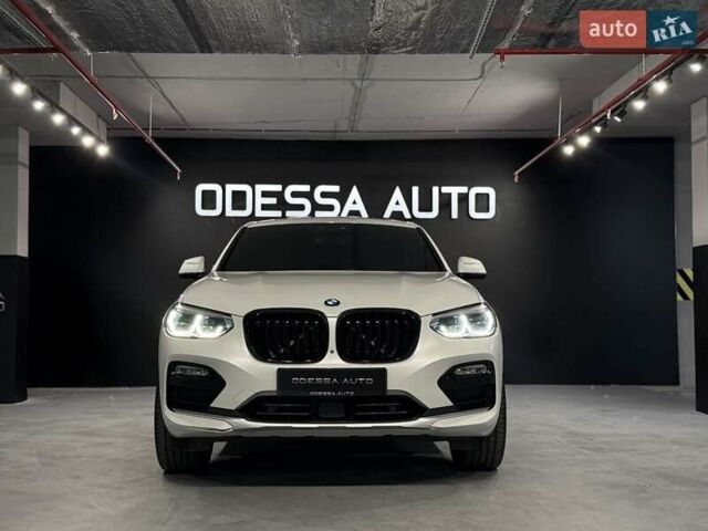 Белый БМВ Х4, объемом двигателя 2 л и пробегом 80 тыс. км за 34500 $, фото 1 на Automoto.ua