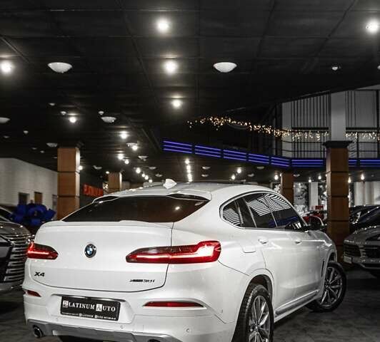 Белый БМВ Х4, объемом двигателя 2 л и пробегом 65 тыс. км за 34500 $, фото 11 на Automoto.ua