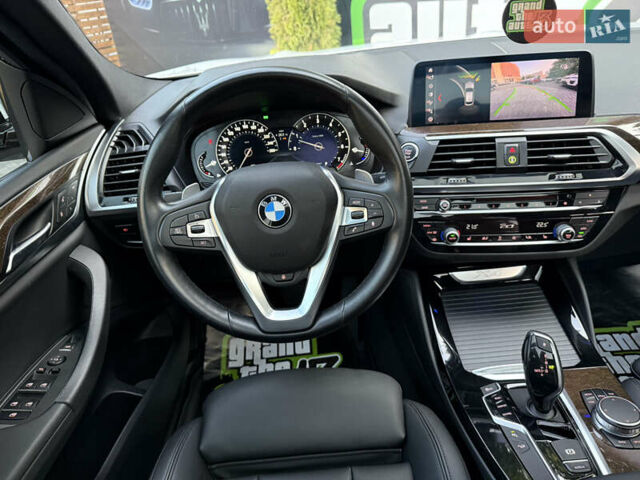 Белый БМВ Х4, объемом двигателя 2 л и пробегом 50 тыс. км за 39900 $, фото 26 на Automoto.ua