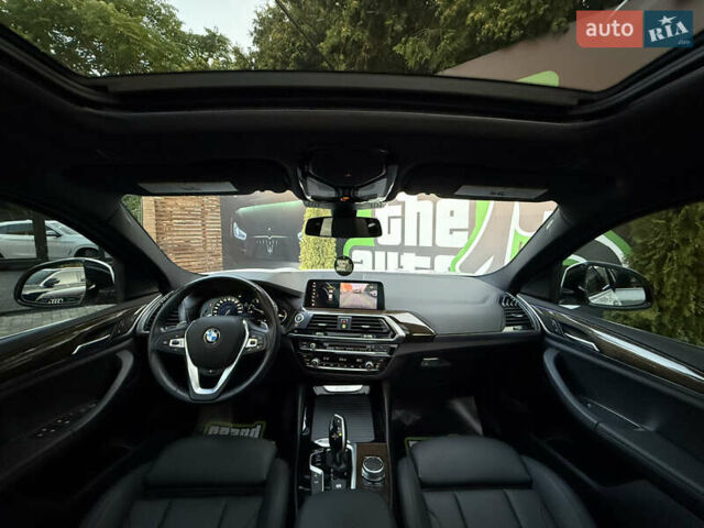 Белый БМВ Х4, объемом двигателя 2 л и пробегом 50 тыс. км за 39900 $, фото 23 на Automoto.ua