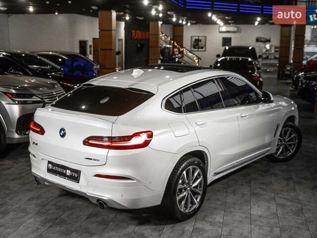 Белый БМВ Х4, объемом двигателя 2 л и пробегом 65 тыс. км за 34500 $, фото 8 на Automoto.ua