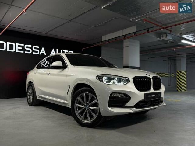 Белый БМВ Х4, объемом двигателя 2 л и пробегом 80 тыс. км за 34500 $, фото 8 на Automoto.ua