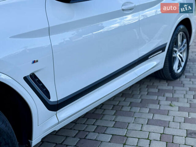 БМВ Х4 2018 у Чернівцях на Automoto.ua Білий БМВ Х4, об'ємом двигуна 2 л та пробігом 205 тис. км за 40000 $, фото 5 на Automoto.ua
