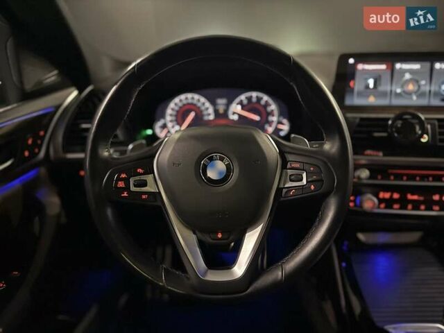 Белый БМВ Х4, объемом двигателя 2 л и пробегом 80 тыс. км за 34500 $, фото 14 на Automoto.ua