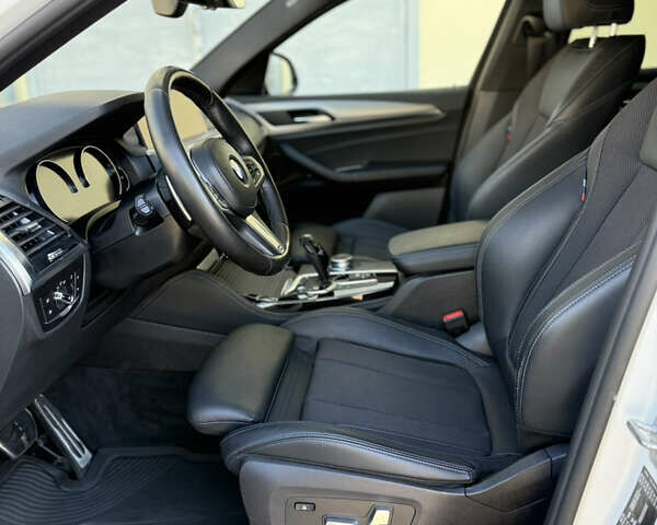 Белый БМВ Х4, объемом двигателя 2 л и пробегом 195 тыс. км за 36000 $, фото 19 на Automoto.ua