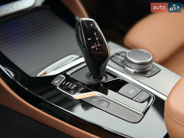 Белый БМВ Х4, объемом двигателя 2 л и пробегом 99 тыс. км за 40500 $, фото 92 на Automoto.ua