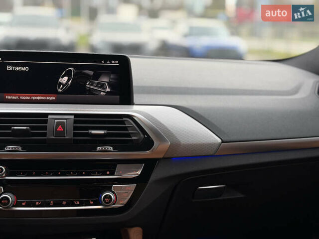 Белый БМВ Х4, объемом двигателя 2 л и пробегом 99 тыс. км за 40500 $, фото 56 на Automoto.ua