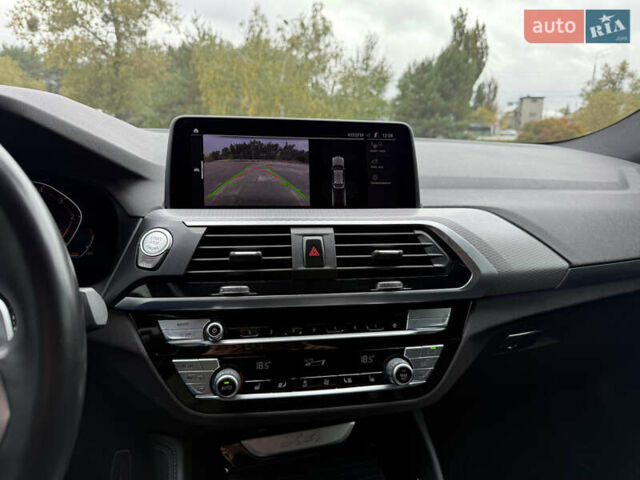 Белый БМВ Х4, объемом двигателя 2 л и пробегом 77 тыс. км за 44800 $, фото 30 на Automoto.ua