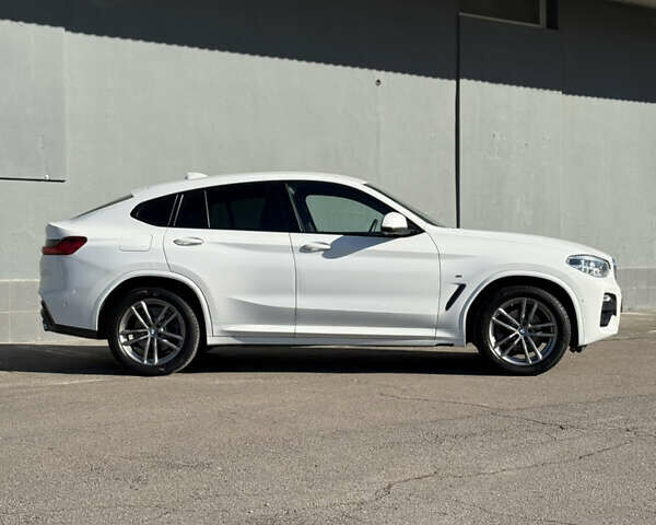 Белый БМВ Х4, объемом двигателя 2 л и пробегом 195 тыс. км за 36000 $, фото 3 на Automoto.ua