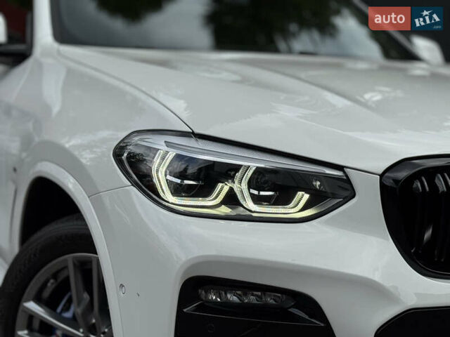 Білий БМВ Х4, об'ємом двигуна 2 л та пробігом 96 тис. км за 39000 $, фото 5 на Automoto.ua