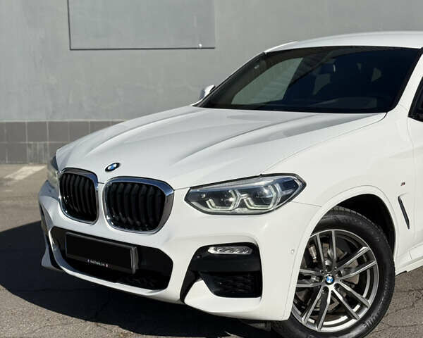 Белый БМВ Х4, объемом двигателя 2 л и пробегом 195 тыс. км за 36000 $, фото 15 на Automoto.ua