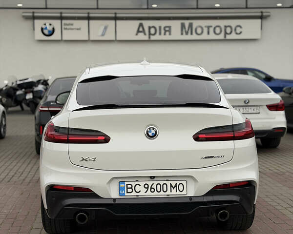Белый БМВ Х4, объемом двигателя 2 л и пробегом 99 тыс. км за 40500 $, фото 1 на Automoto.ua